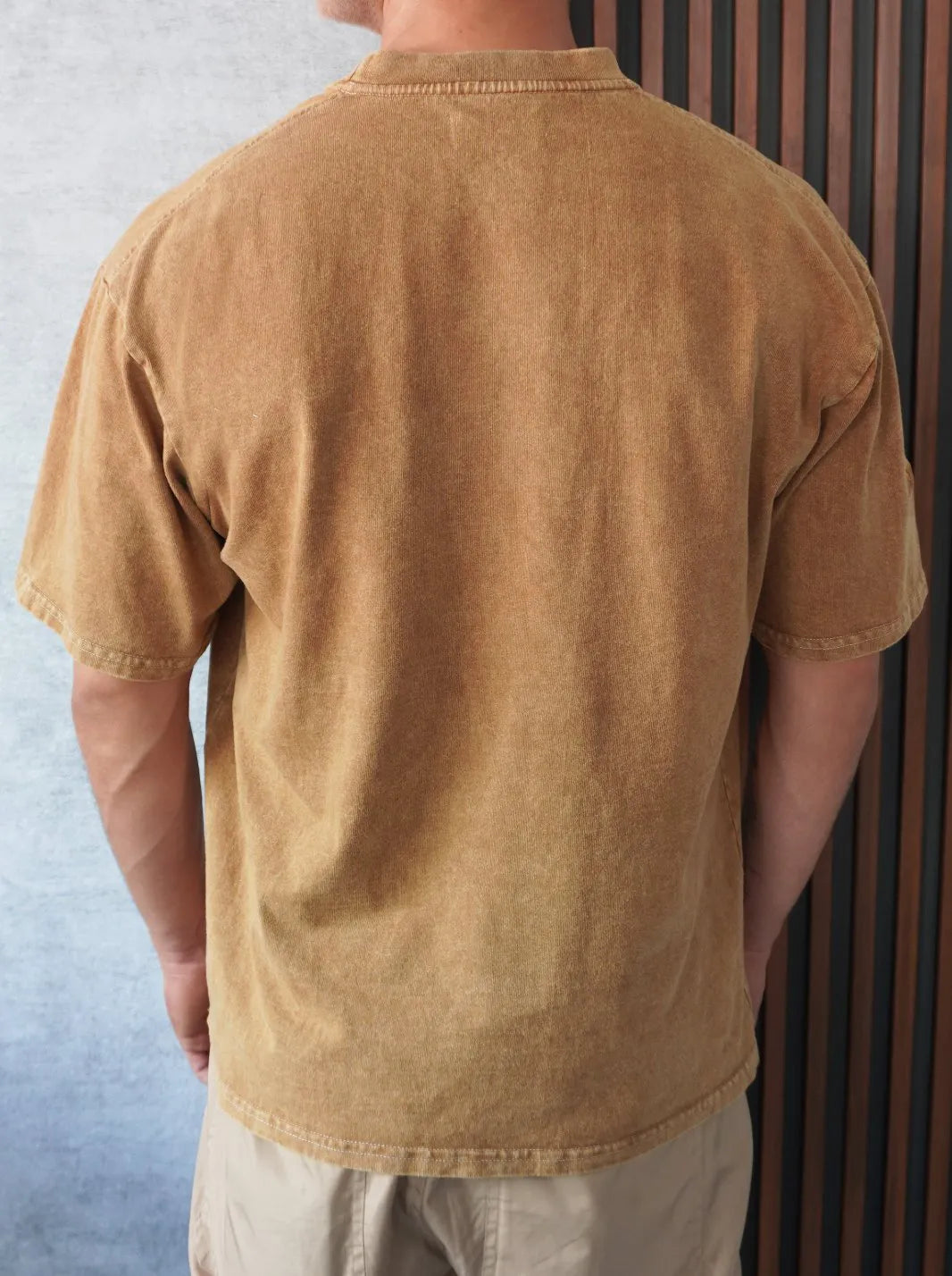 CAMISETA OVERSIZE BORDADA | 100% ALGODÓN DE ALTO GRAMAJE - CEDRO