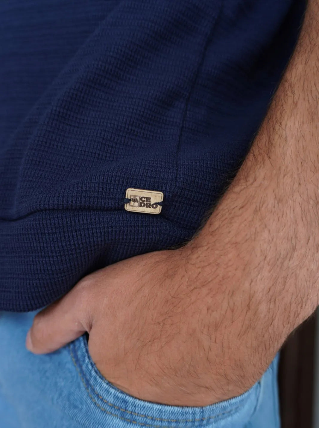 CAMISETA POLO TEJIDA - CEDRO