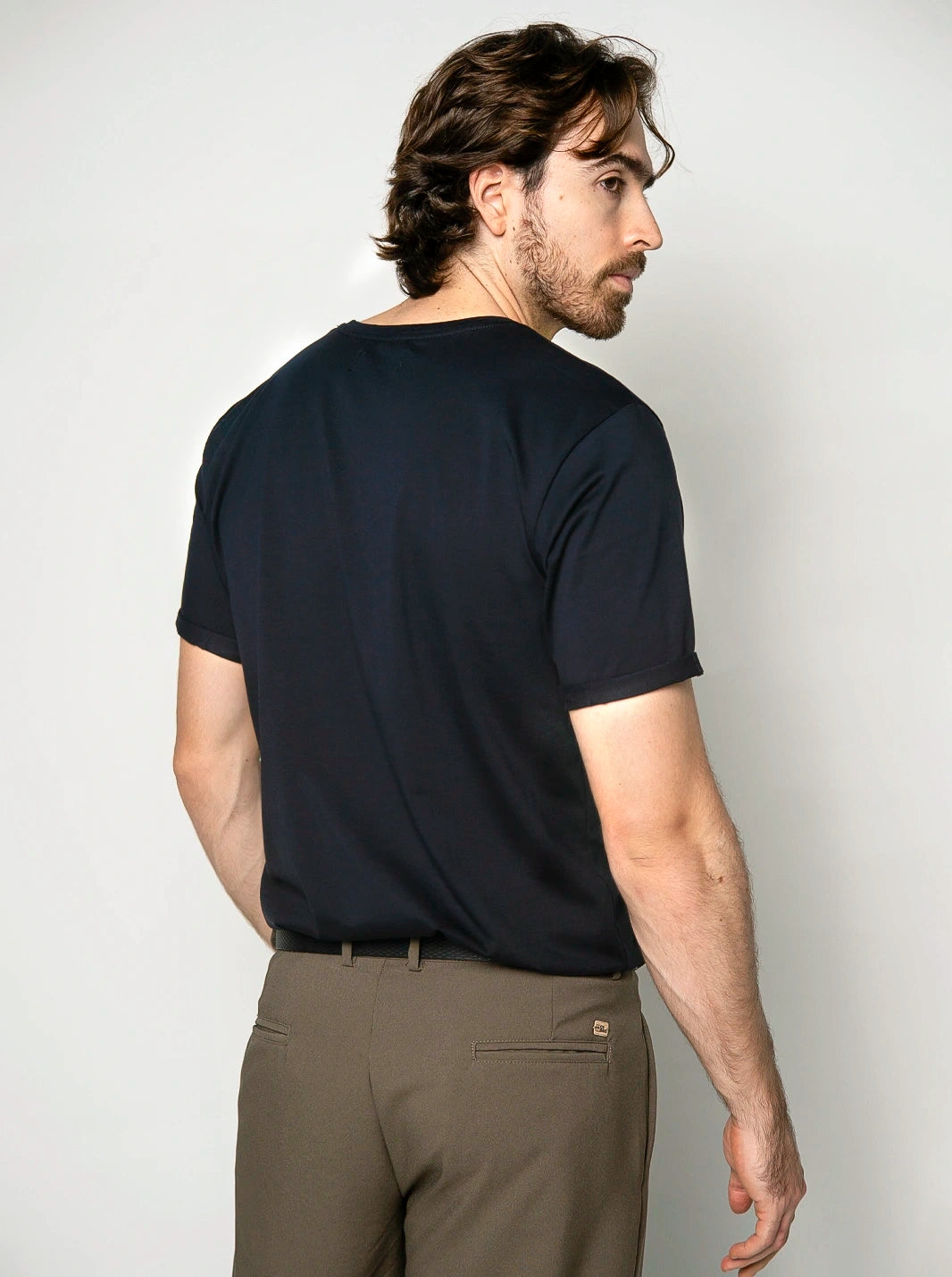 CAMISETA BÁSICA PREMIUM | TACTO FRÍO - CEDRO