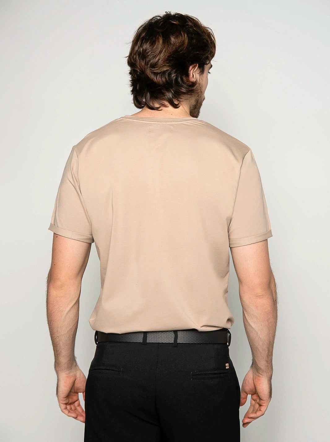 CAMISETA BÁSICA PREMIUM | TACTO FRÍO - CEDRO