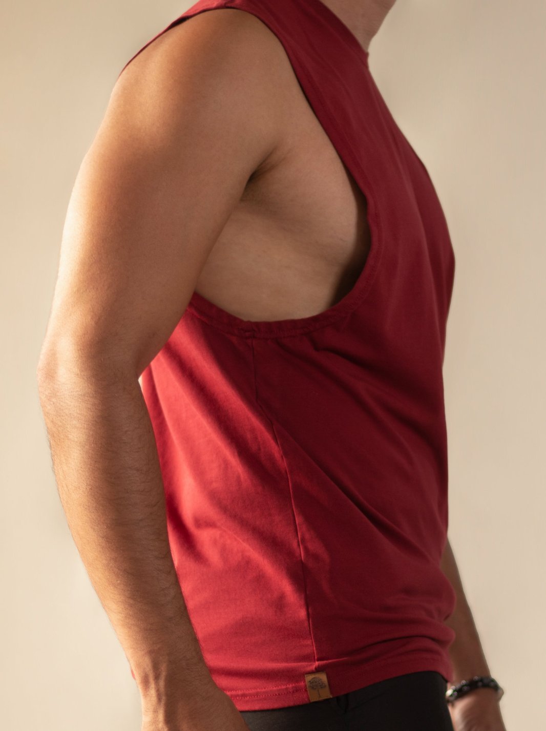 CAMISETA SIN MANGAS - CEDRO