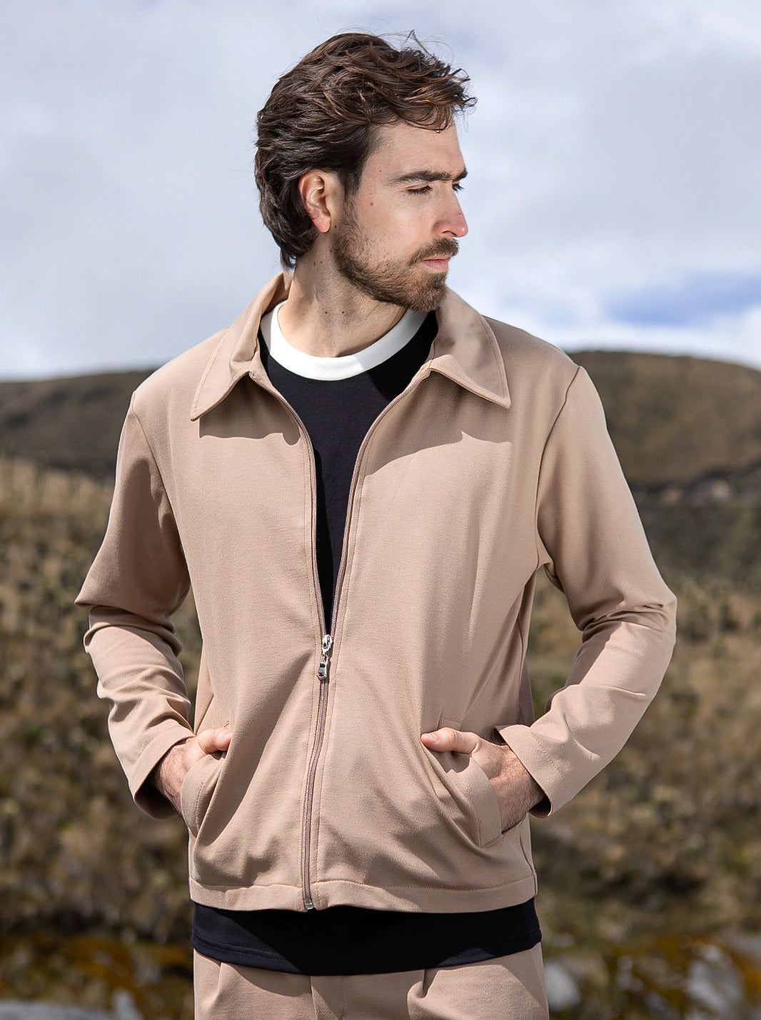 CHAQUETA PREMIUM FULL-ZIP | FIBRA INTELIGENTE