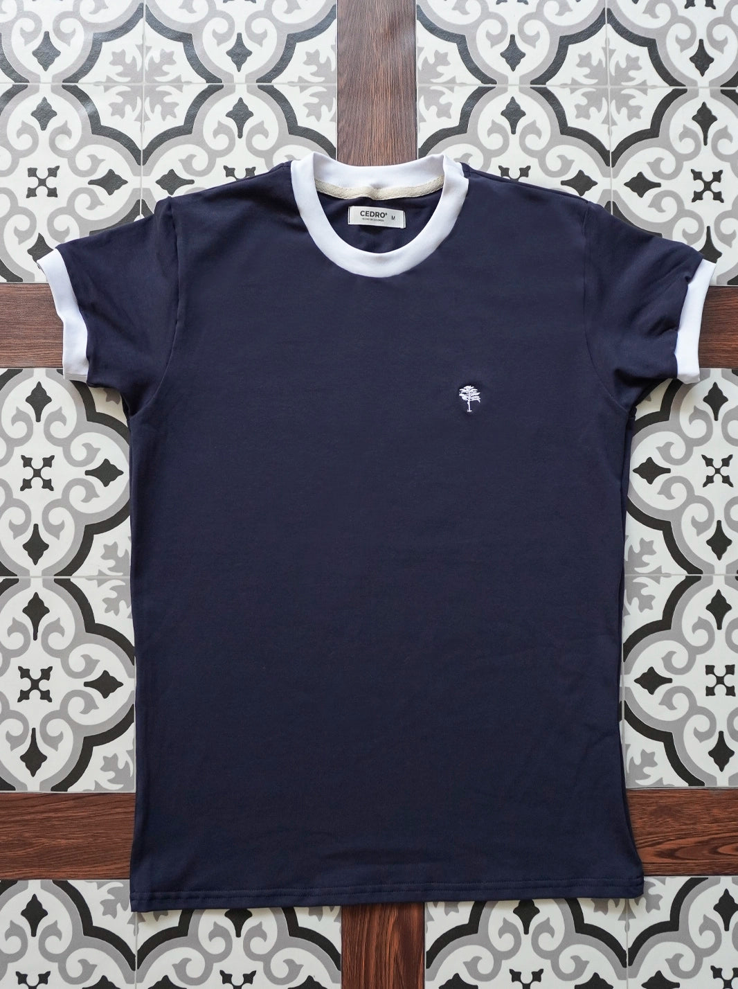 CAMISETA CEDRO COMBINADA | TACTO FRÍO