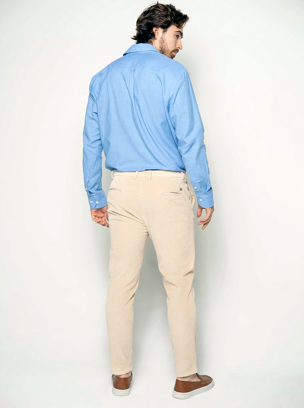 PANTALÓN DE PANA CON PRETINA CRUZADA | HOMBRE