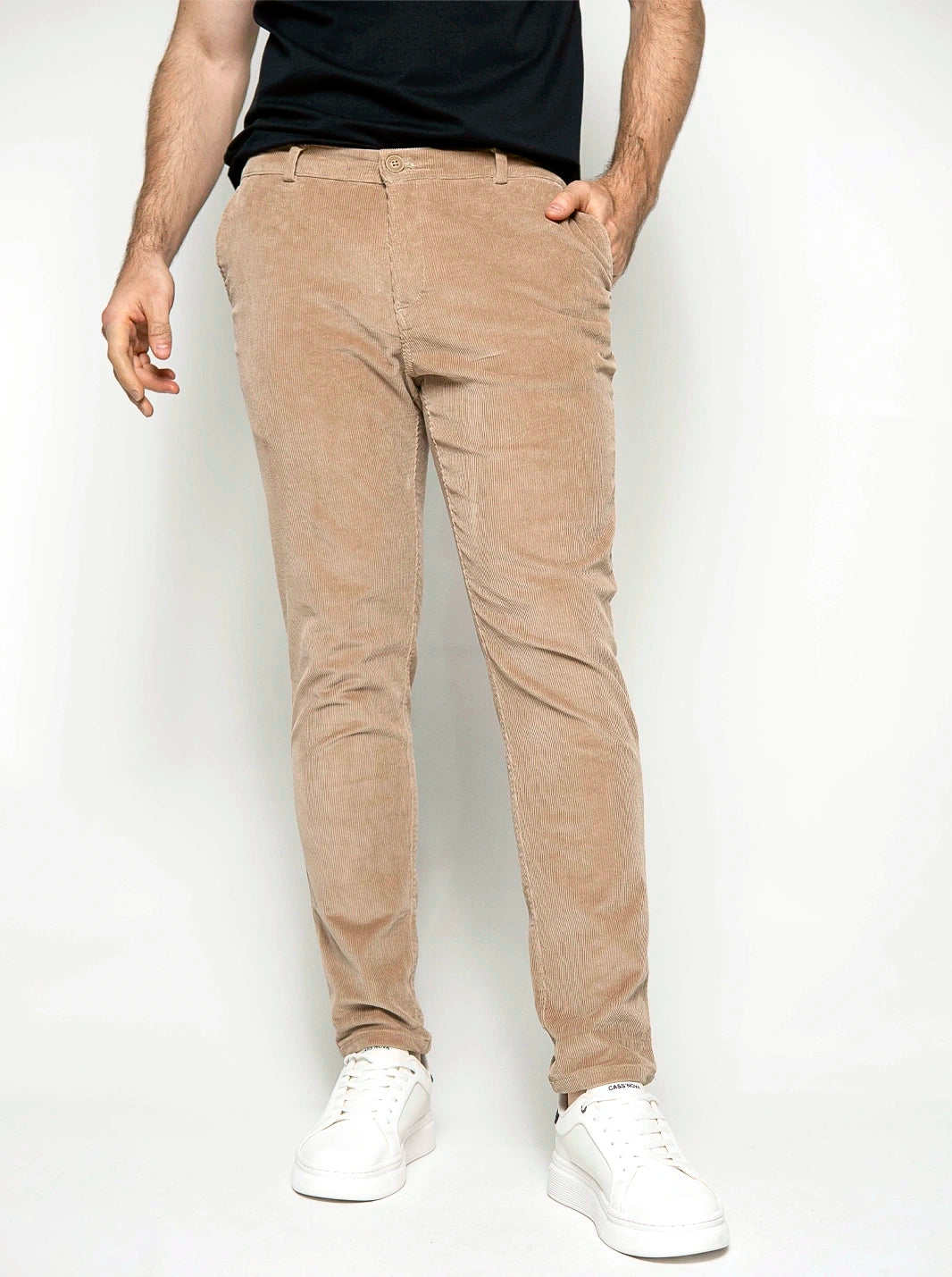 PANTALÓN CURDOROY SLIM FIT PRETINA NORMAL | HOMBRE