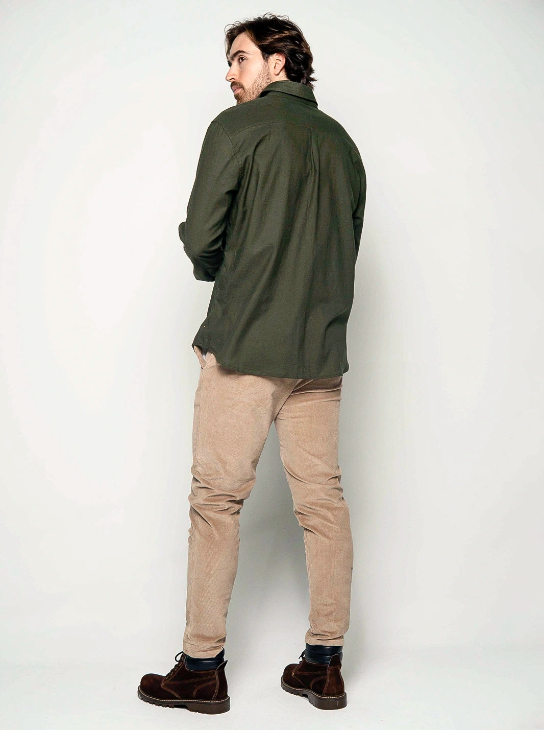 PANTALÓN DE PANA CON PRETINA CRUZADA | HOMBRE