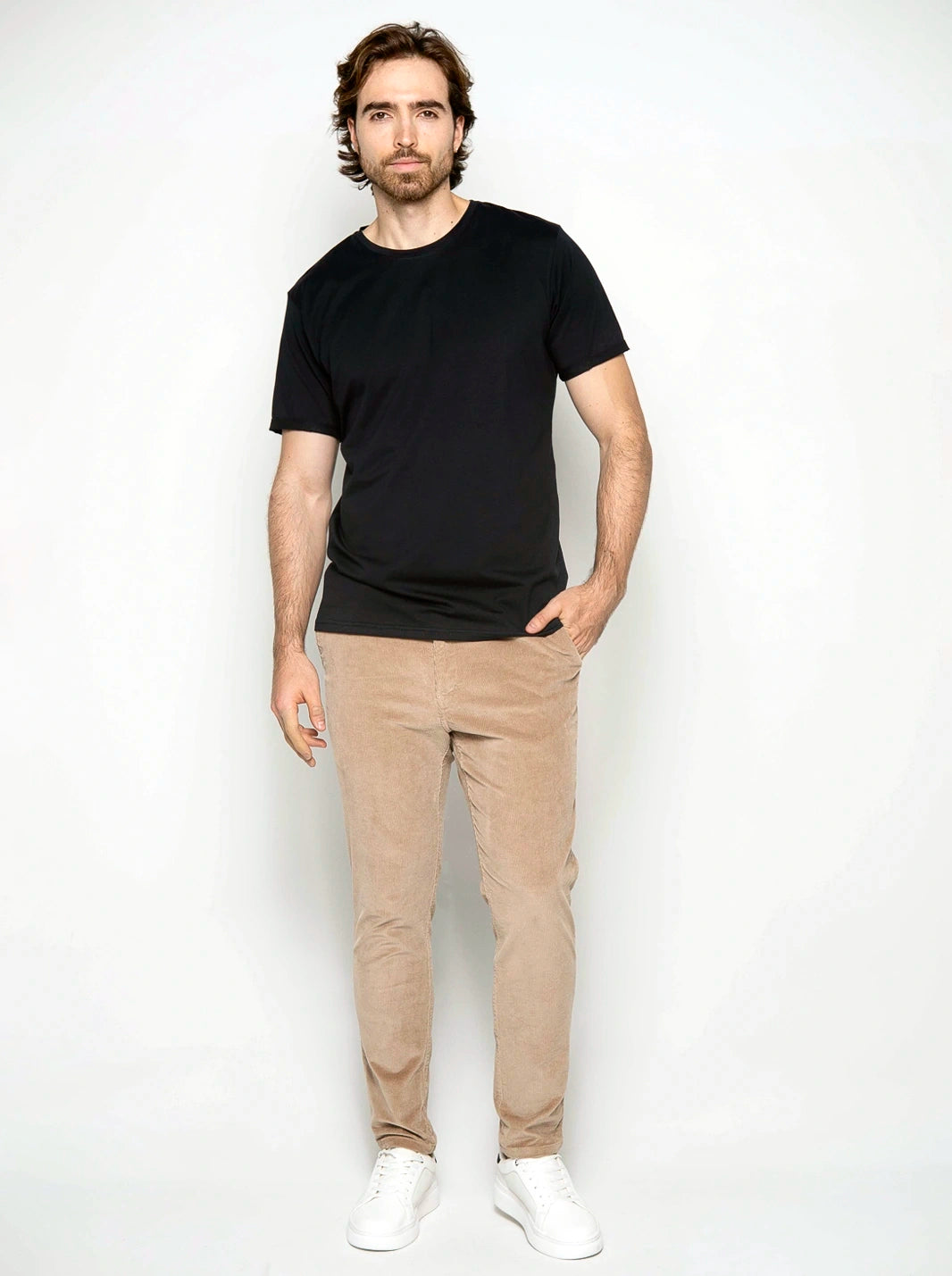 PANTALÓN CURDOROY SLIM FIT PRETINA NORMAL | HOMBRE